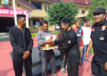 Semarak HUT Bhayangkara ke-79, Polres Maros Gelar Pengobatan Massal dan Bakti Sosial