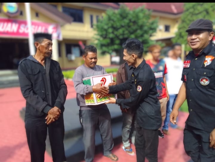 Semarak HUT Bhayangkara ke-79, Polres Maros Gelar Pengobatan Massal dan Bakti Sosial