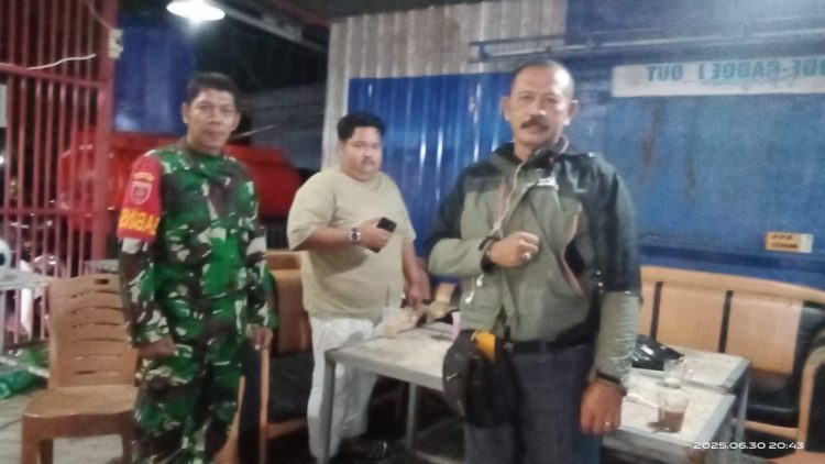Personil Polsek Pangkajene laksanakan Patroli di lokasi Pasar Malam Kel.Mappasaile