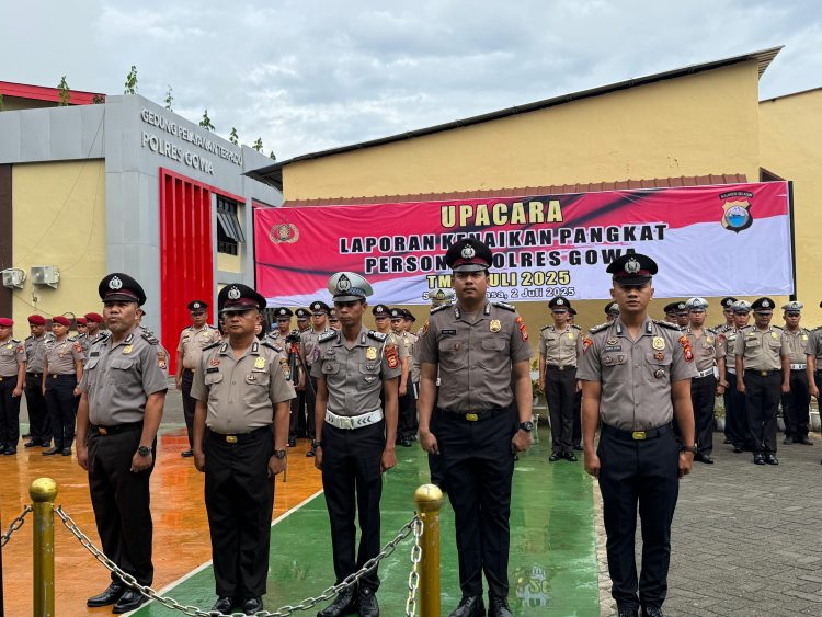 Upacara Korps Rapor, 61 Personel Polres Gowa Terima Kenaikan Pangkat