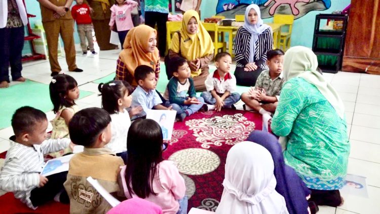 Bunda PAUD Pangkep Tinjau Hari Pertama MPLS di TK Semen Tonasa II