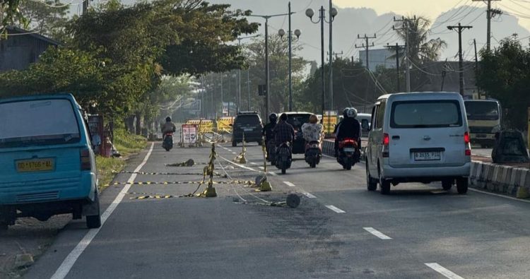 Kurangnya Rambu Keselamatan di Proyek Jembatan Pute Maros Dikecam, Warga Ancam Gelar Aksi