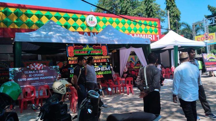 Warung Coto Anging Mammiri Resmi Dibuka di Tamalanrea, Sajikan Cita Rasa Khas Makassar yang Melegenda