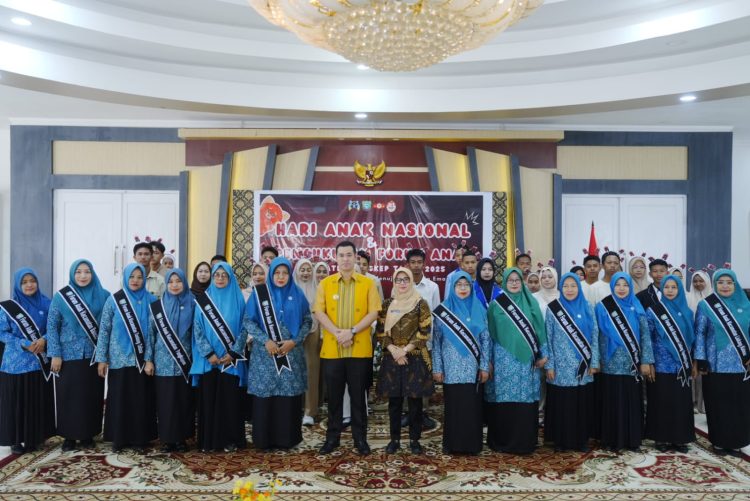 Pemkab Pangkep Kukuhkan Forum Anak Saudara Pangkep dalam Peringatan HAN 2025