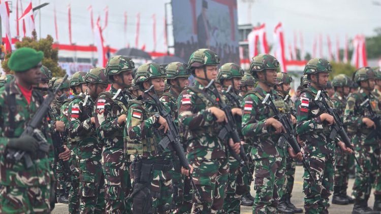 Dansatgas Yonif 763/SBA Hadiri Upacara HUT ke-80 RI di Kabupaten Maybrat, Wujud Sinergi TNI dan Masyarakat