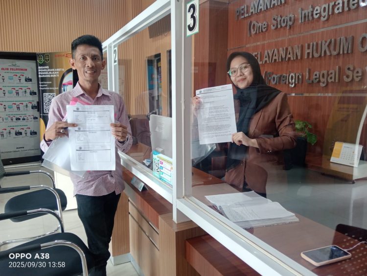 Lidik Pro Maros Laporkan Dugaan Penyimpangan Pekerjaan Paving Blok Dana Desa Purnakarya ke Kejari