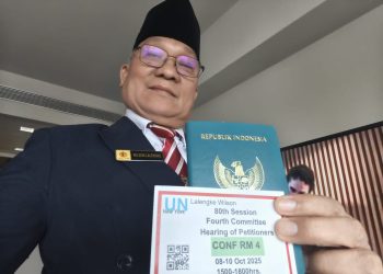 Wilson Lalengke Saat Mengambil Kartu Pass Masuk Gedung PBB, Siap Berpidato di Forum Internasional