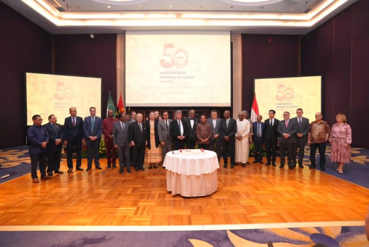 Hadiri Resepsi 50 Tahun Kemerdekaan Republik Angola, Mendagri: Kehormatan Besar bagi Rakyat Indonesia