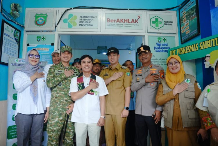 Capaian CKG 85 Persen, Wamenkes Kunjungi Pangkep dan Salurkan Bantuan Rp44,9 Miliar