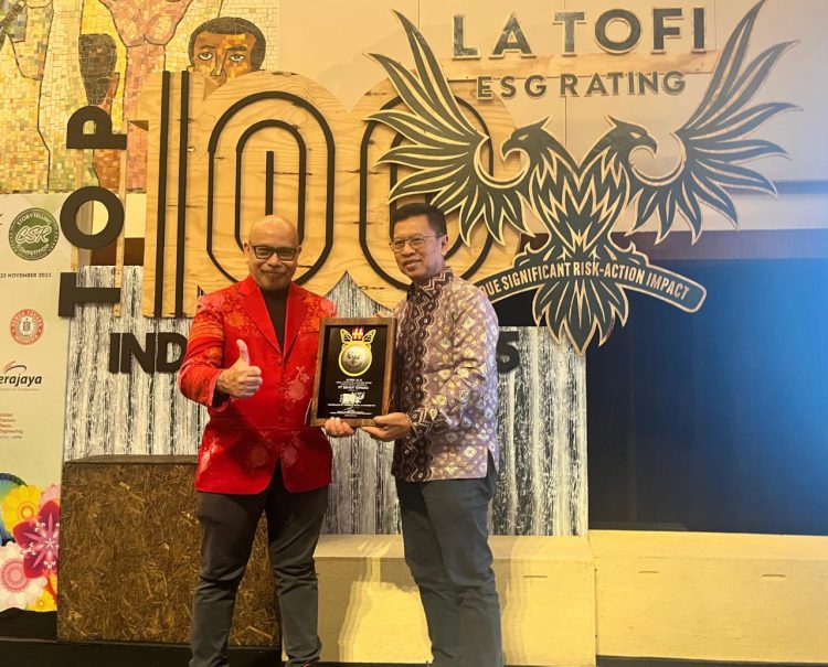 PT Semen Tonasa Raih Penghargaan Platinum Alignment Indonesia La Tofi ESG