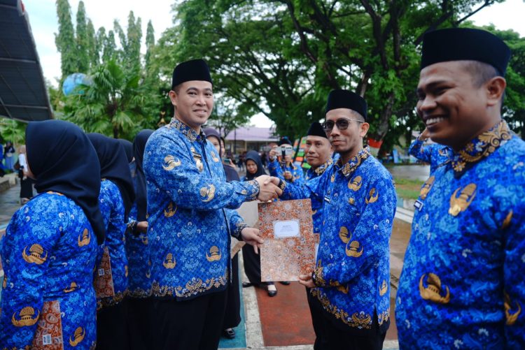 4.993 PPPK Paruh Waktu Terima SK, Bupati Pangkep Tekankan Kinerja dan Larangan Pungli