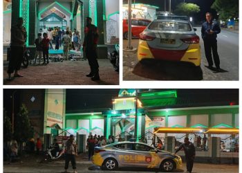 Polsek Camba Laksanakan Pengamanan Salat Isya dan Tarawih Malam Ketiga Ramadhan 1447 H