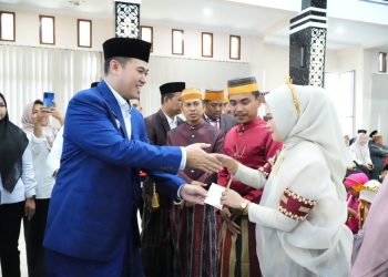 Pemkab Pangkep Gelar Nikah Massal 66 Pasangan dalam Rangka HUT ke-66